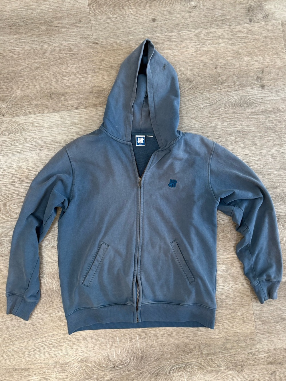 UNDEFEATED CLASSIC ZIP UP HOODIE - BLUE MEN M (used)